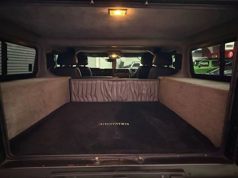 Used 2002 HUMMER H1 4-Door Wagon image 18