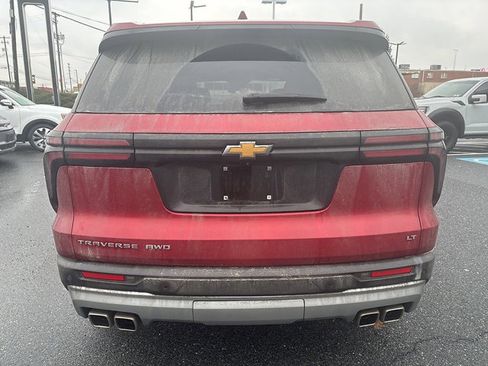 Certified 2024 Chevrolet Traverse LT w/ Trailering Package image 4
