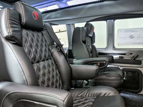 New 2026 GMC Savana 2500 Extended w/ Driver Convenience Package RWD image 7