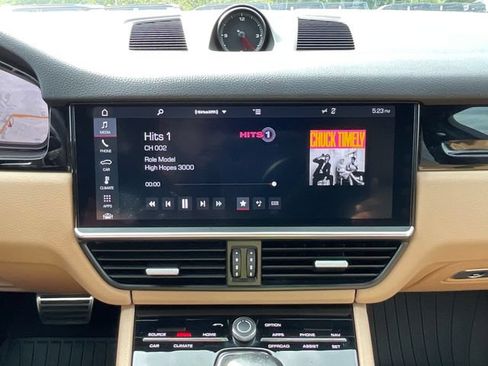 Used 2019 Porsche Cayenne S AWD/4WD image 33