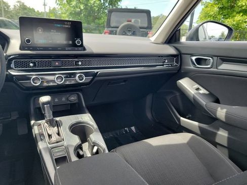 Certified 2025 Honda Civic LX image 29