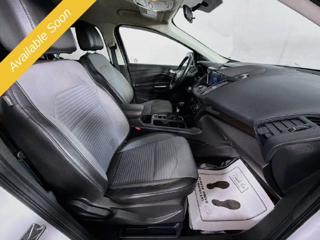 Used 2017 Ford Escape SE w/ Equipment Group 201A AWD/4WD image 27