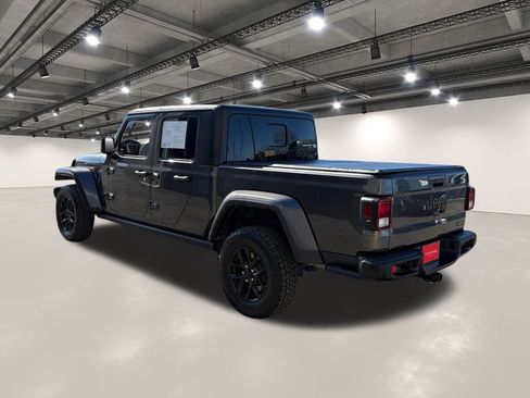 Used 2023 Jeep Gladiator Sport S image 14