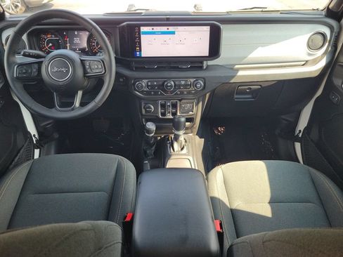 Certified 2025 Jeep Wrangler Unlimited Sport AWD/4WD image 11