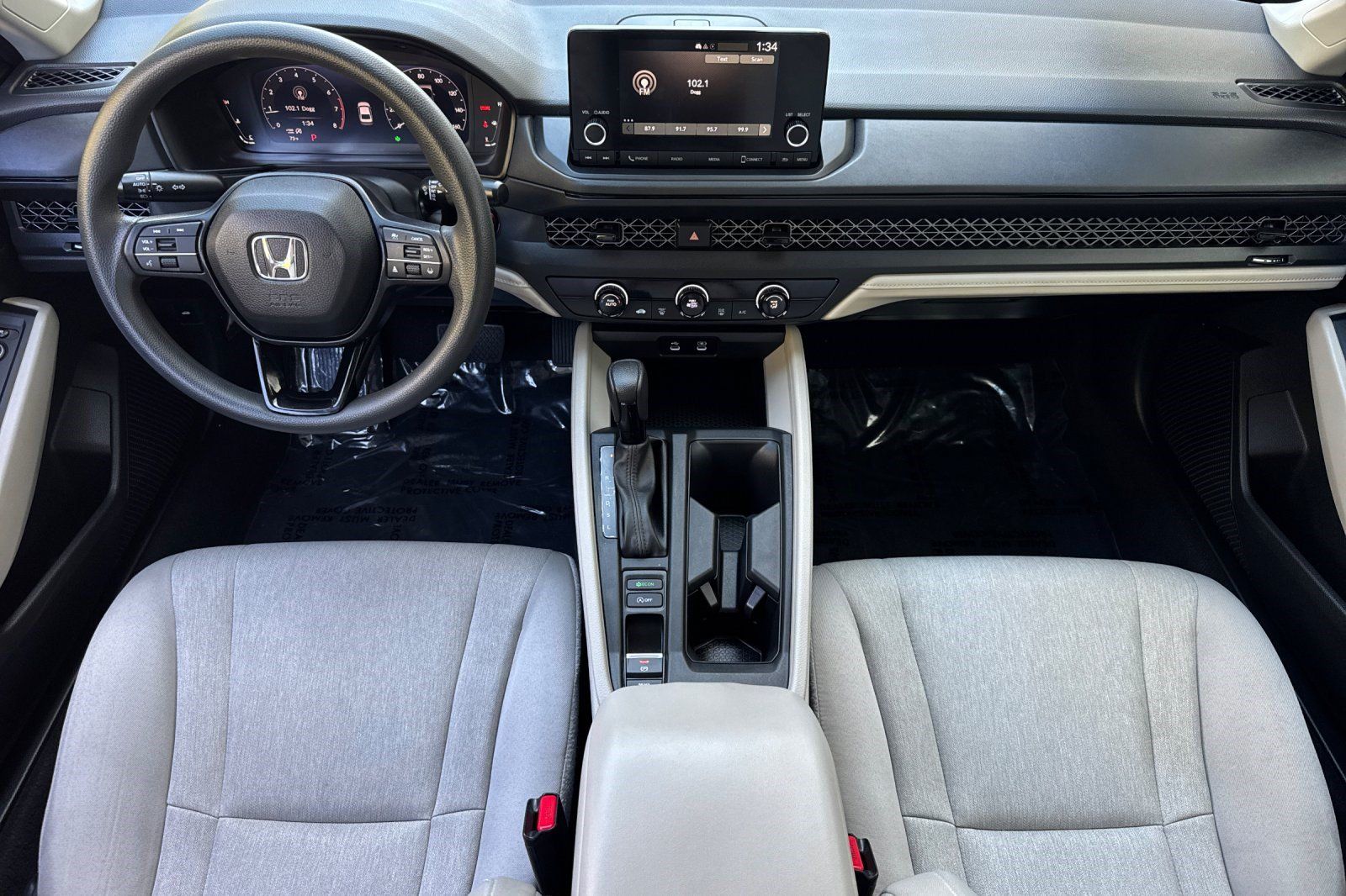 Used 2025 Honda Accord LX image 16
