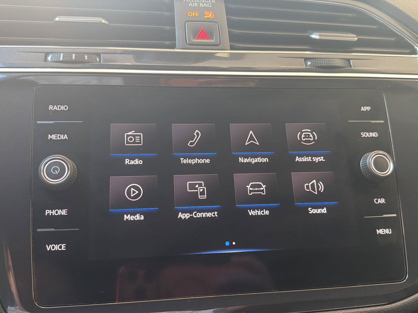 Certified 2022 Volkswagen Tiguan SE R-Line FWD image 23