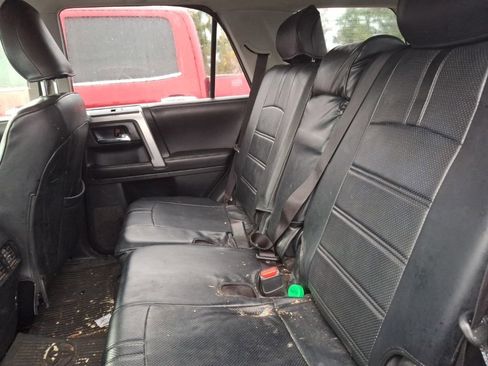 Used 2017 Toyota 4Runner SR5 image 12