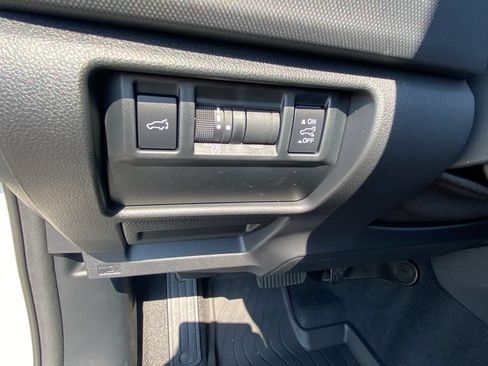 Certified 2025 Subaru Forester Limited AWD/4WD image 30