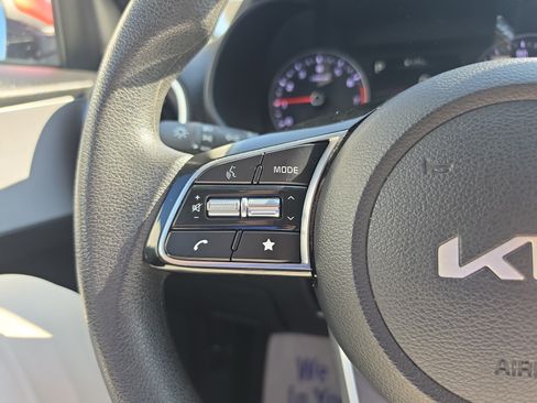 Used 2023 Kia Forte LXS FWD image 19