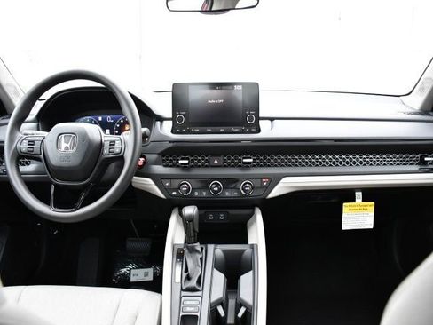 New 2025 Honda Accord SE image 19