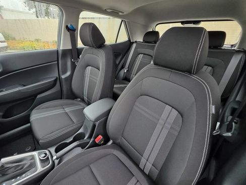 New 2025 Hyundai Venue SEL image 16