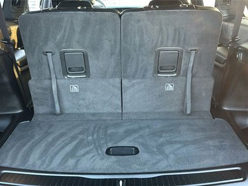 Used 2025 Jeep Grand Cherokee L Limited w/ Luxury Tech Group II image 32