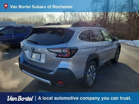 Used 2023 Subaru Outback Limited image 5
