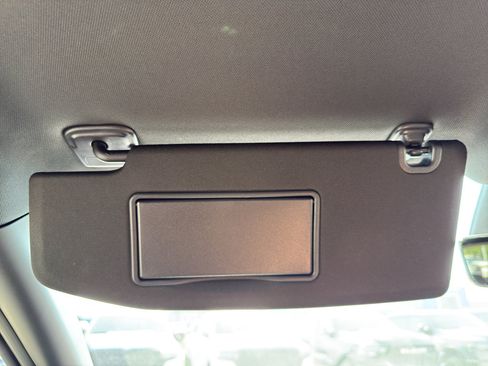 New 2025 Jeep Grand Cherokee L Limited w/ Luxury Tech Group II image 25