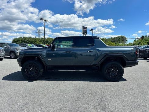 New 2026 GMC Hummer EV 4x4 Crew Cab w/ LPO, Sport Package image 6