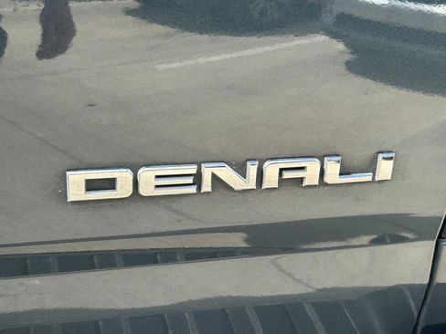 Used 2019 GMC Canyon Denali RWD image 13