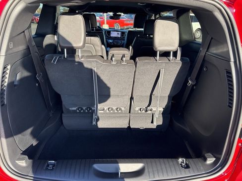 New 2026 Chrysler Pacifica Select image 13