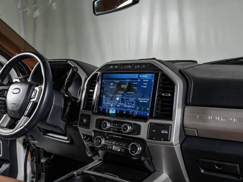 Used 2022 Ford F350 Lariat w/ Lariat Ultimate Package AWD/4WD image 22
