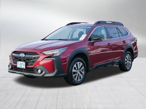 Certified 2025 Subaru Outback Premium image 3