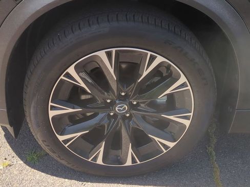 Certified 2025 MAZDA CX-90 Plug-In Hybrid w/ Premium Plus AWD/4WD image 10
