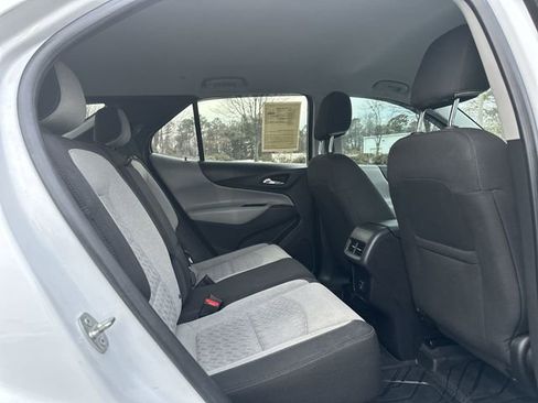 Used 2022 Chevrolet Equinox LT image 20