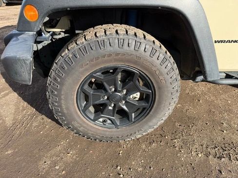 Used 2017 Jeep Wrangler Rubicon image 11