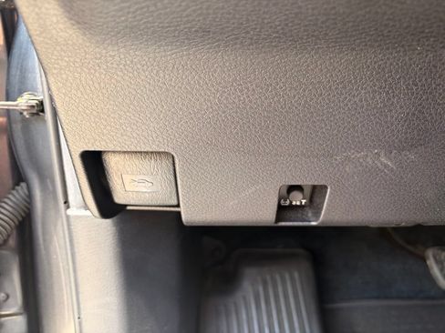 Used 2023 Toyota Tacoma SR5 RWD image 30