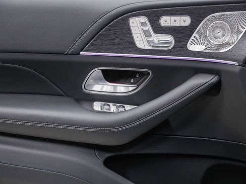 New 2026 Mercedes-Benz Maybach GLS 600 4MATIC image 20