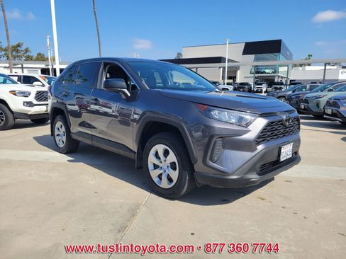 Certified 2022 Toyota RAV4 LE w/ Carpet Mat Package (TMS) FWD image 2
