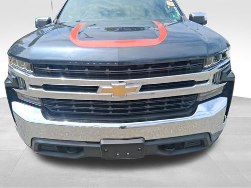 Used 2021 Chevrolet Silverado 1500 LT AWD/4WD image 18