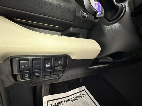 Used 2020 Subaru Ascent Touring w/ Popular Package #3 image 19