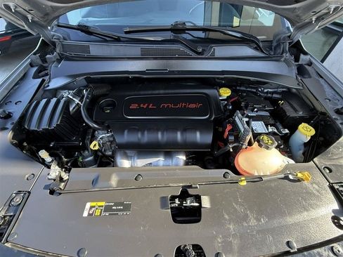 Used 2018 Jeep Compass Sport w/ Tech Group AWD/4WD image 23