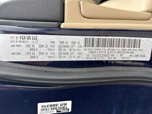 Used 2018 Jeep Grand Cherokee Limited w/ Luxury Group II image 44