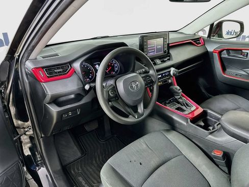 Used 2019 Toyota RAV4 LE w/ Carpet Mat Package AWD/4WD image 10