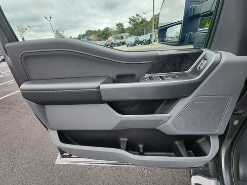 Used 2022 Ford F150 XLT w/ Equipment Group 302A High image 18