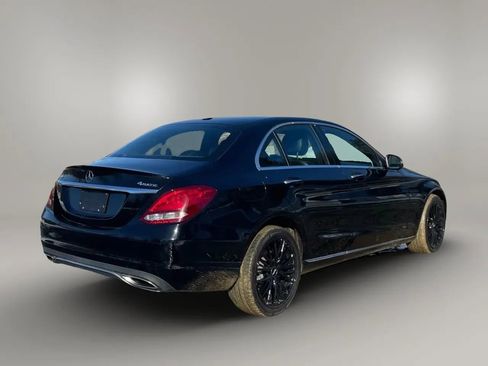 Used 2018 Mercedes-Benz C 300 4MATIC Sedan image 3