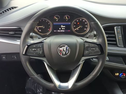Used 2023 Buick Enclave Essence image 23
