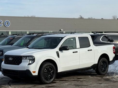 Certified 2025 Ford Maverick XL w/ Equipment Group 101A image 33