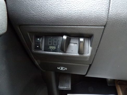 Used 2012 RAM 2500 ST w/ Chrome Appearance Group AWD/4WD image 24