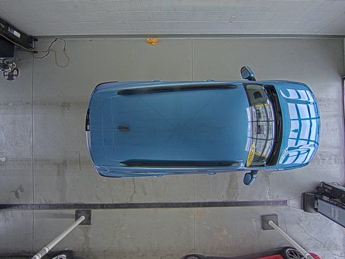 Used 2025 Chevrolet Trax LT w/ Driver Confidence Package image 35