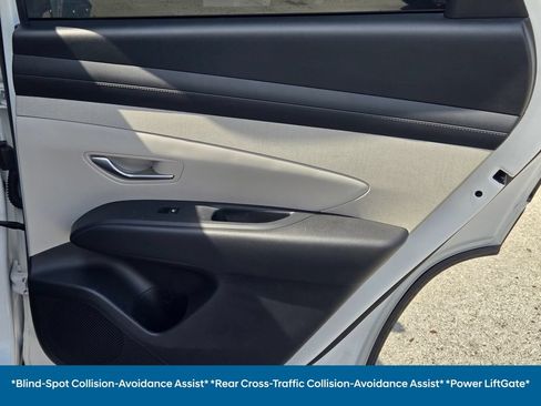 Certified 2025 Hyundai Tucson SEL AWD/4WD image 12