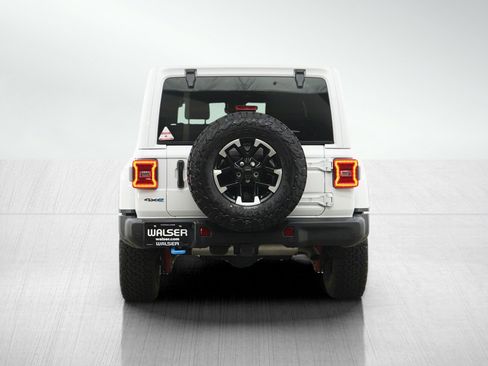 Used 2024 Jeep Wrangler Unlimited Rubicon 4xe AWD/4WD image 4