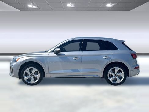 Certified 2023 Audi Q5 2.0T Premium Plus w/ Premium Plus Package image 2