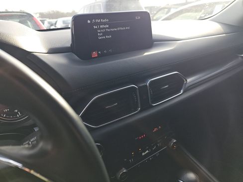 Used 2020 MAZDA CX-5 Touring image 14