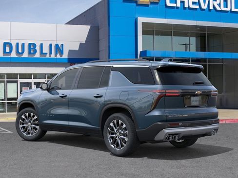 New 2026 Chevrolet Traverse LT w/ Sun and Wheel Package image 4