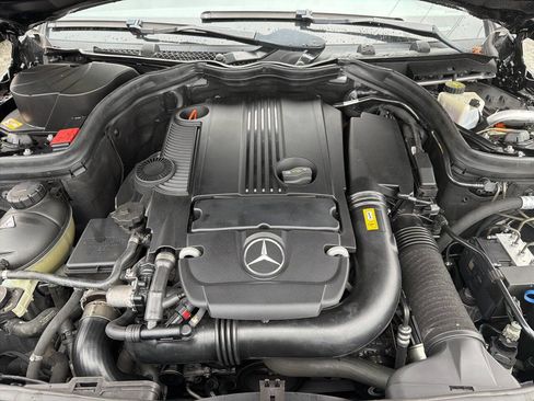 Used 2013 Mercedes-Benz C 250 Sedan image 11