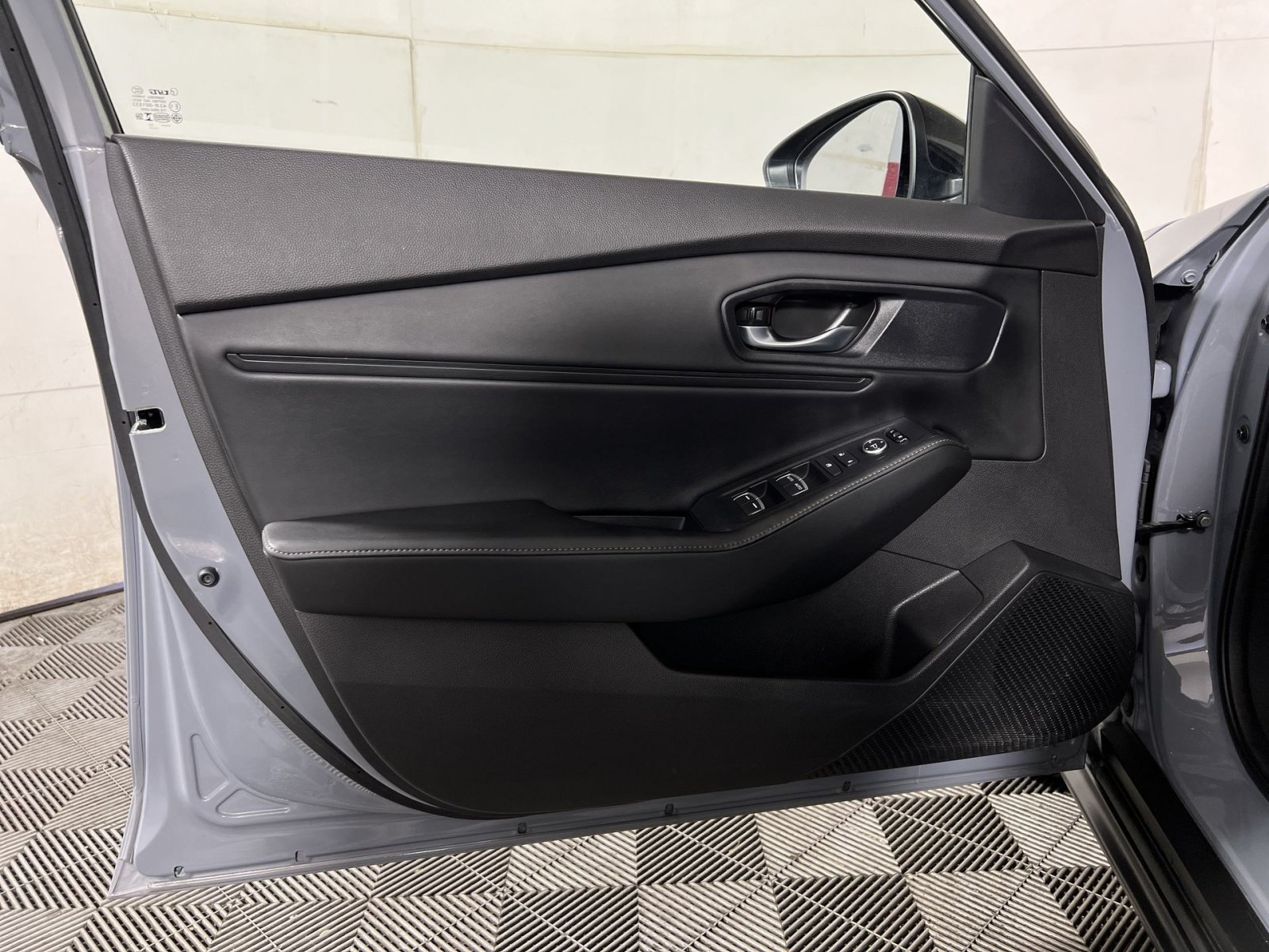 Used 2023 Honda Accord Sport image 14