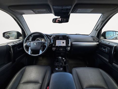 Used 2020 Toyota 4Runner Venture image 13