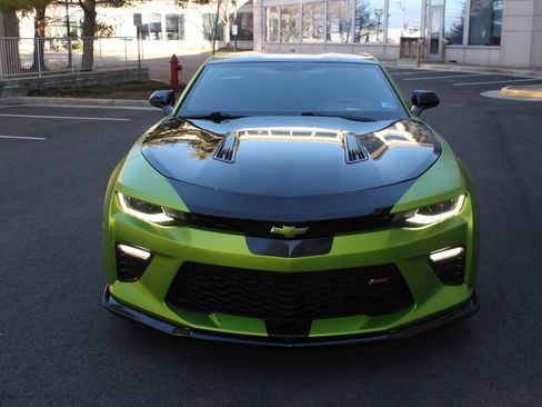 Used 2016 Chevrolet Camaro SS image 4