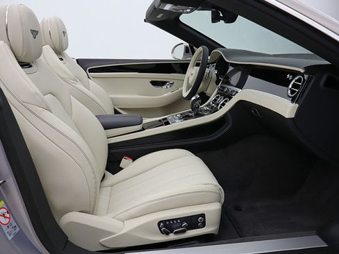 New 2026 Bentley Continental GTC AWD/4WD image 45